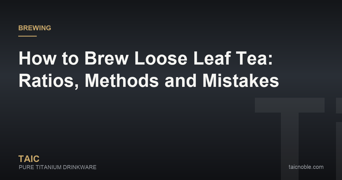 Guide card on brewing loose leaf tea, showing a teapot, a gaiwan and an infuser with measured leaves