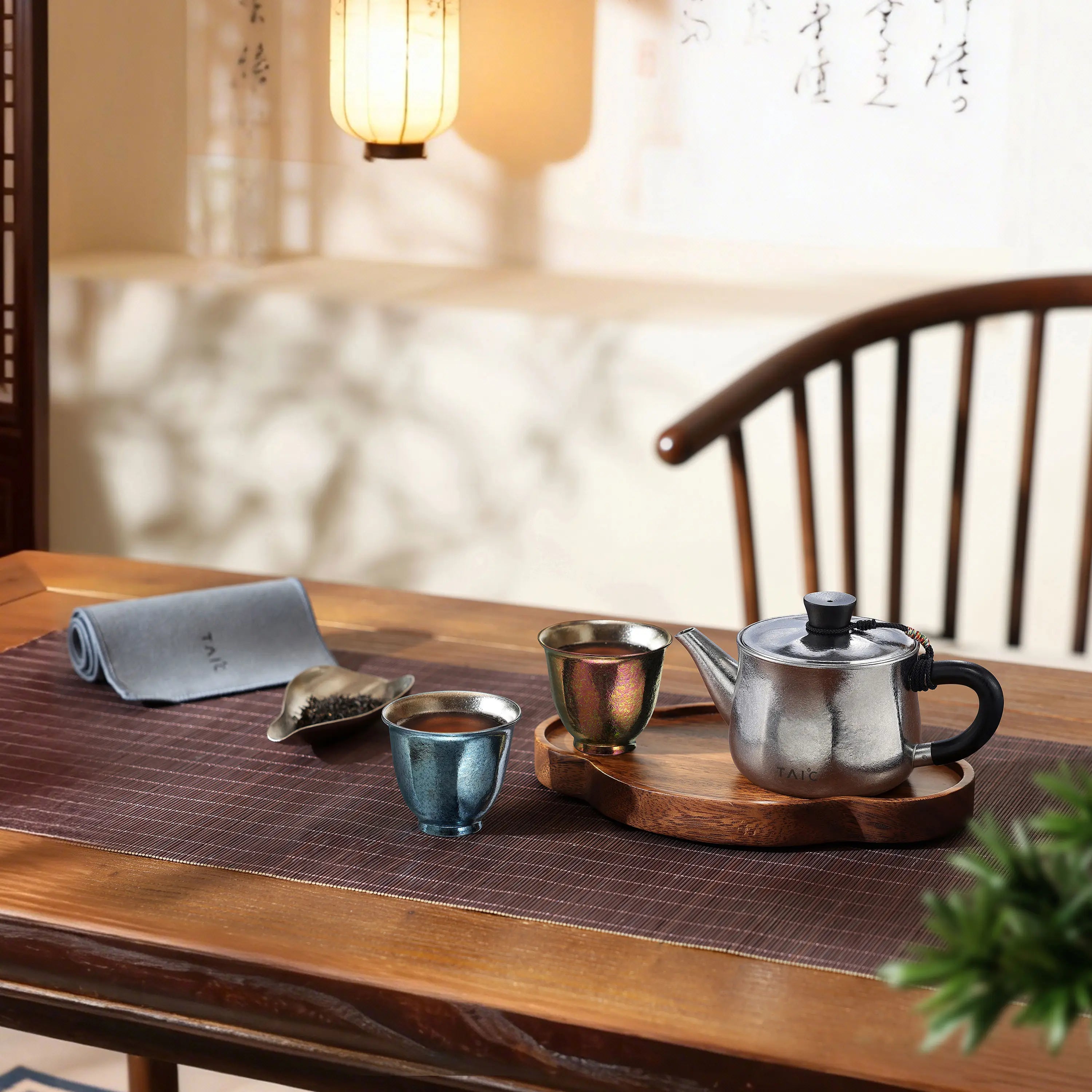 Premium Titanium Gongfu Tea Service (280mL Teapot & 50mL Cups Gift Set)