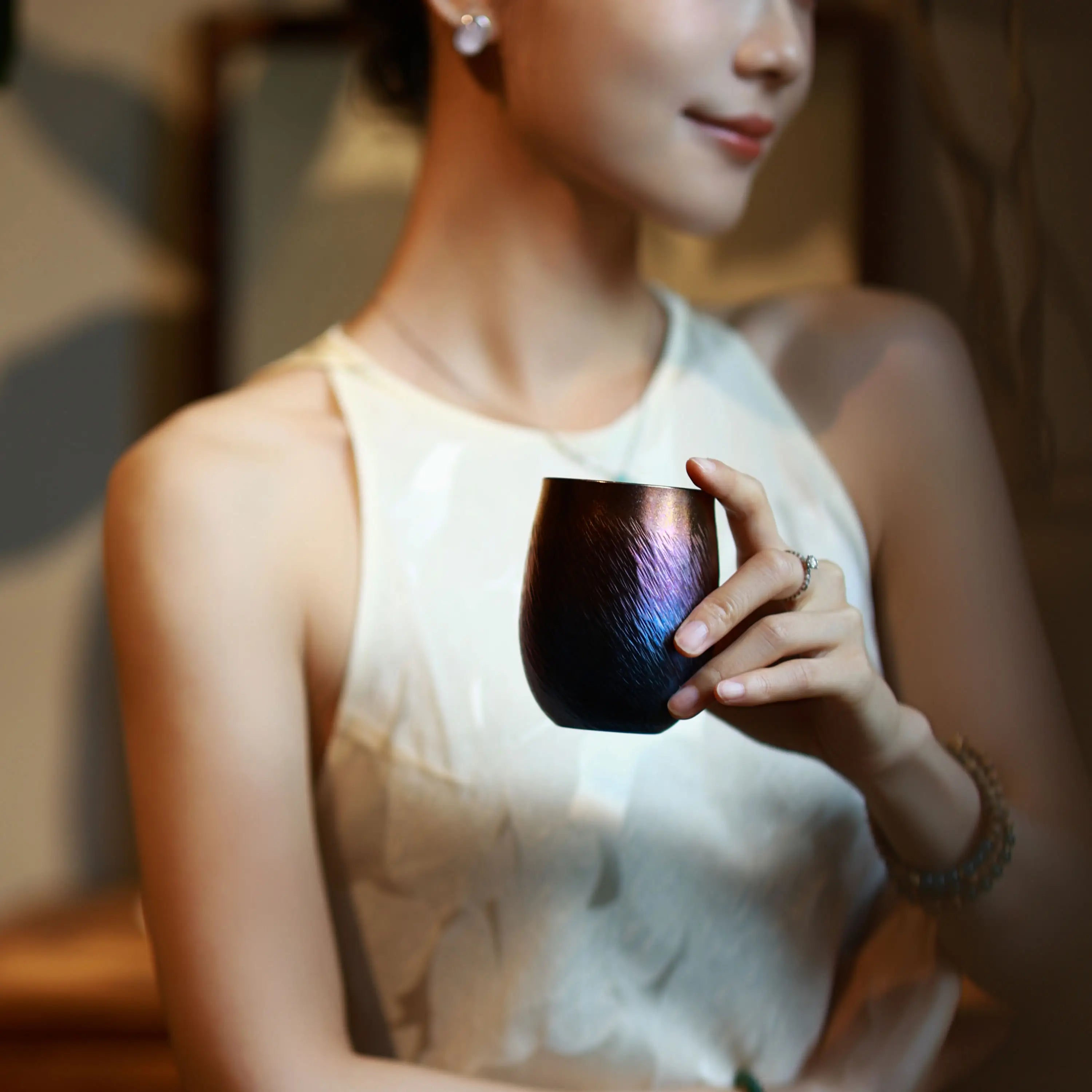 TITANIUM ARTISTRY NEBULA ROUND CUP