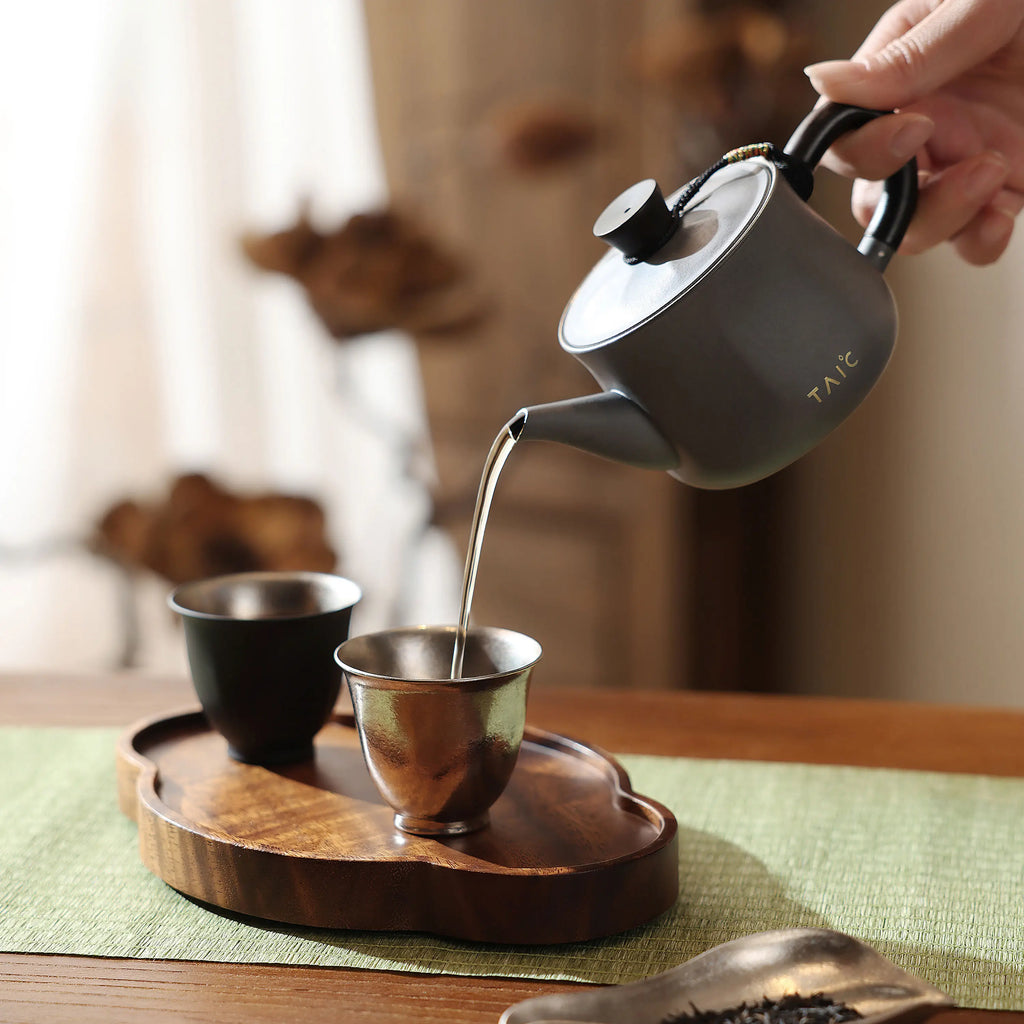Premium Titanium Gongfu Tea Service (280mL Teapot & 50mL Cups Gift Set)
