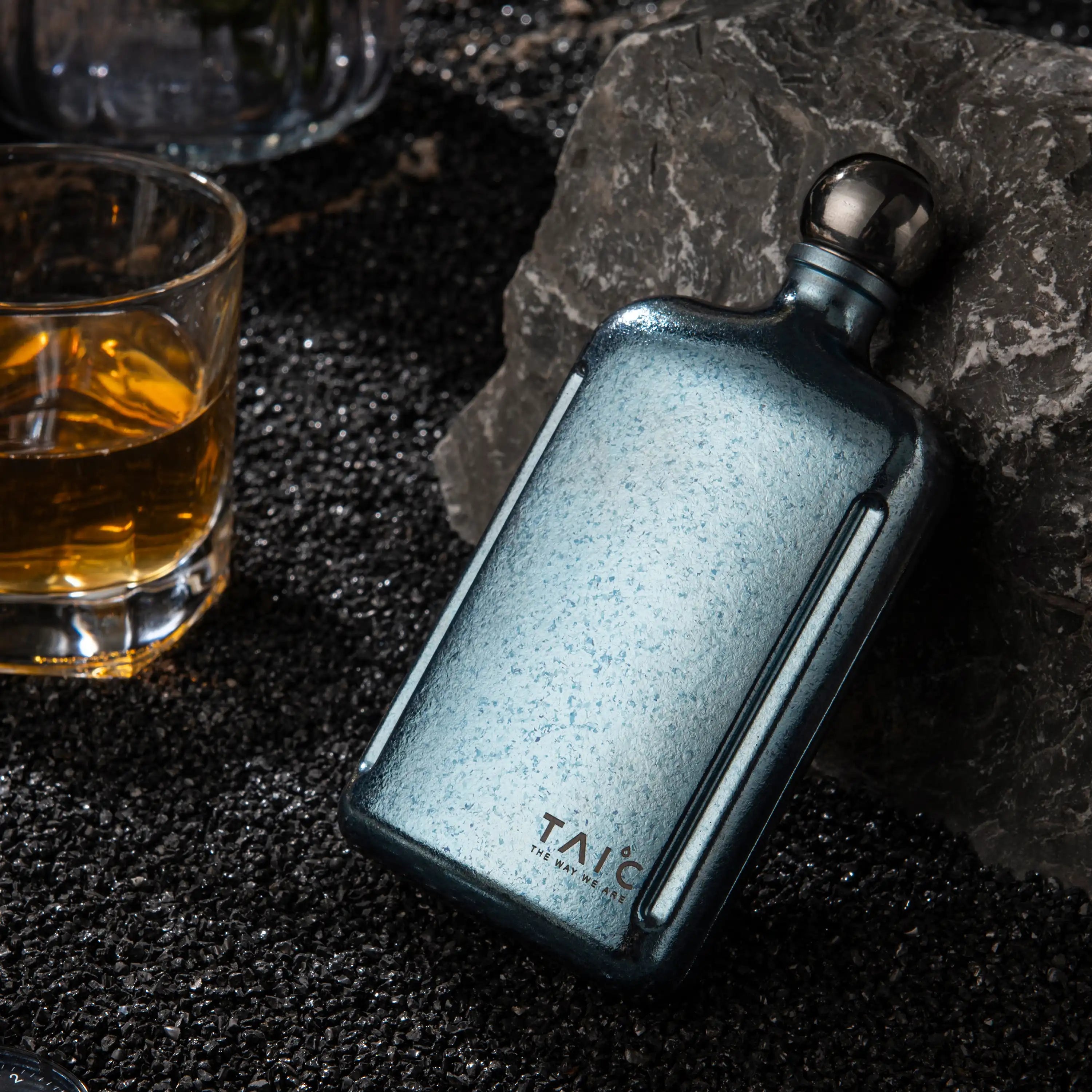PURE TITANIUM HIP FLASK