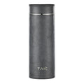 TAIC 纯钛真空保温杯 — 哑光深灰色杯身配 TAIC logo，正面视图