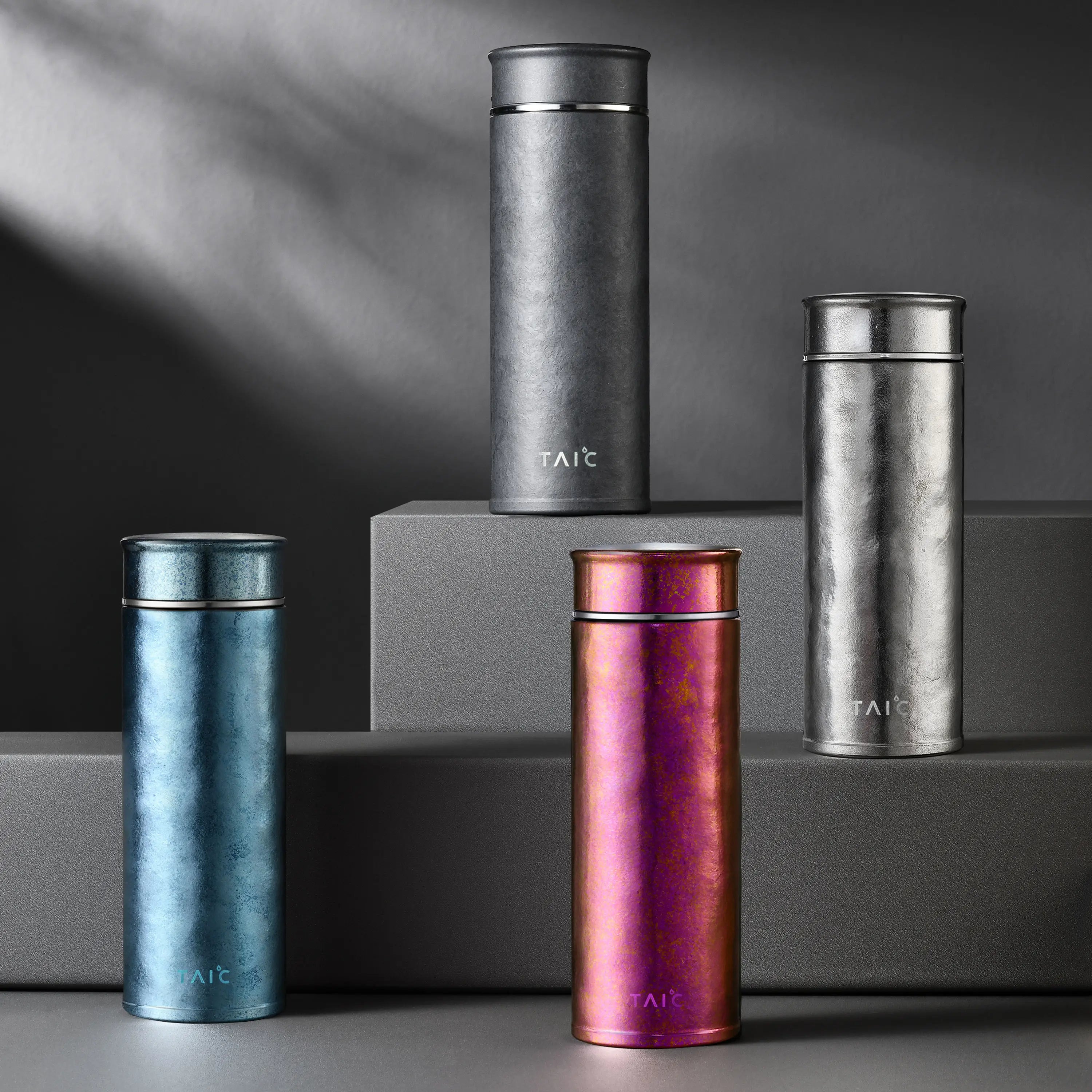 PURE TITANIUM MASTER WATER BOTTLE